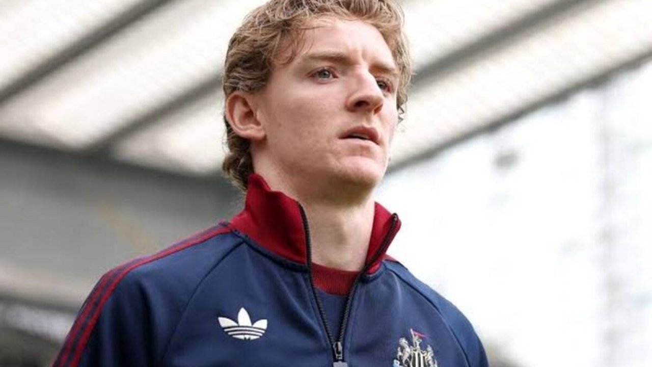 Barcelona dikabarkan telah mencapai kesepakatan dengan Newcastle United untuk Transfer Anthony Gordon, dengan sang pemain dijadwalkan menjalani tes medis di Katalunya sebelum merampungkan kepindahannya.