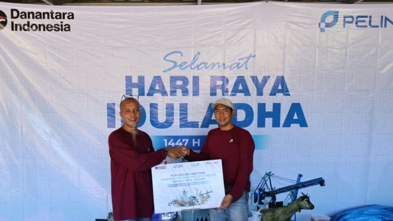 PT Pelindo Regional 2 Bengkulu menyalurkan total 10 ekor sapi kurban, termasuk kepada masyarakat Pulau Enggano, sebagai wujud kepedulian sosial pada Idul Adha 1447 H/2026.