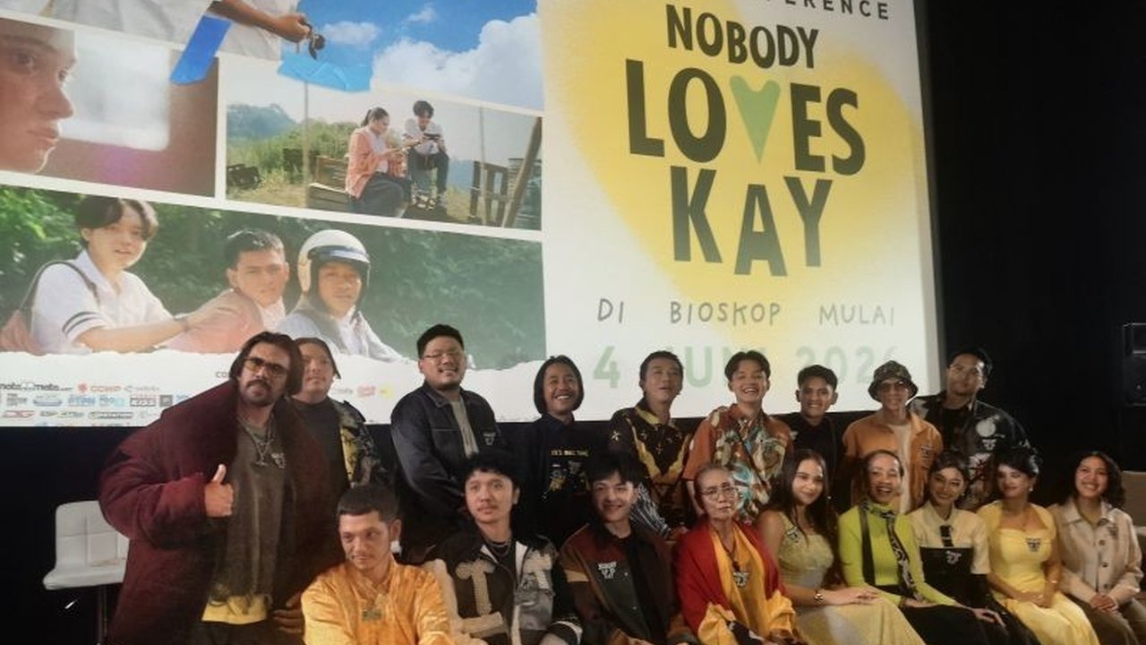 Mantan anggota JKT48, Aya, mengungkapkan pengalamannya belajar akting menjadi karakter menyebalkan dari film 'Gone Girl' demi perannya di 'Nobody Loves Kay', yang tayang 4 Juni 2026.