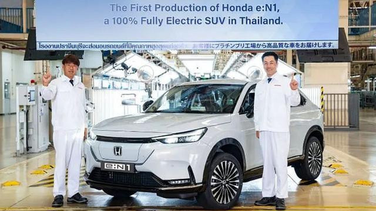 Honda mulai memproduksi mobil listrik e:N1 di Thailand.
