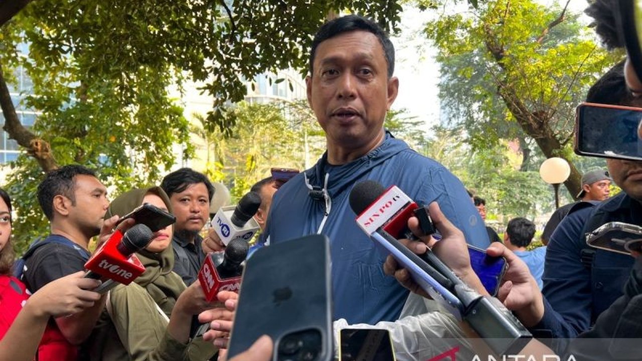 Perum Bulog memastikan **harga ekspor beras** Indonesia ke Malaysia akan melampaui Harga Eceran Tertinggi (HET) domestik. Kebijakan ini bertujuan meningkatkan kesejahteraan petani dan penerimaan negara, sesuai arahan Presiden Prabowo Subianto.