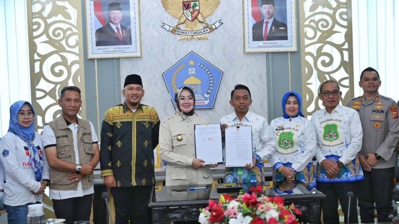 Pemerintah Kota Kendari menjalin kerja sama strategis dengan Pemkab Sidrap guna memastikan ketersediaan Pasokan Telur Kendari, khususnya untuk Program Makan Bergizi Gratis, serta komoditas pangan lainnya.