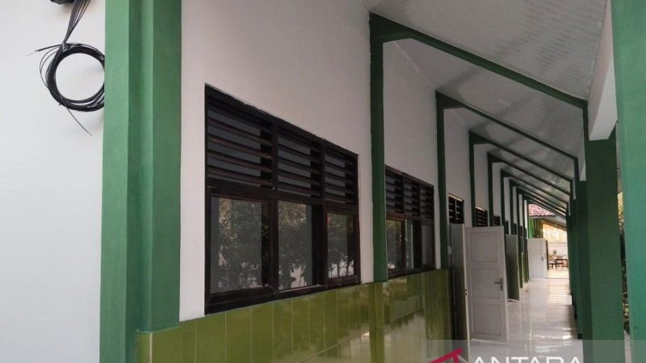 SMA Negeri 1 Jepon Blora berhasil mendapatkan Banpres senilai Rp1,6 miliar untuk pembangunan ruang kelas modern dan fasilitas pendukung, meningkatkan kualitas belajar siswa.