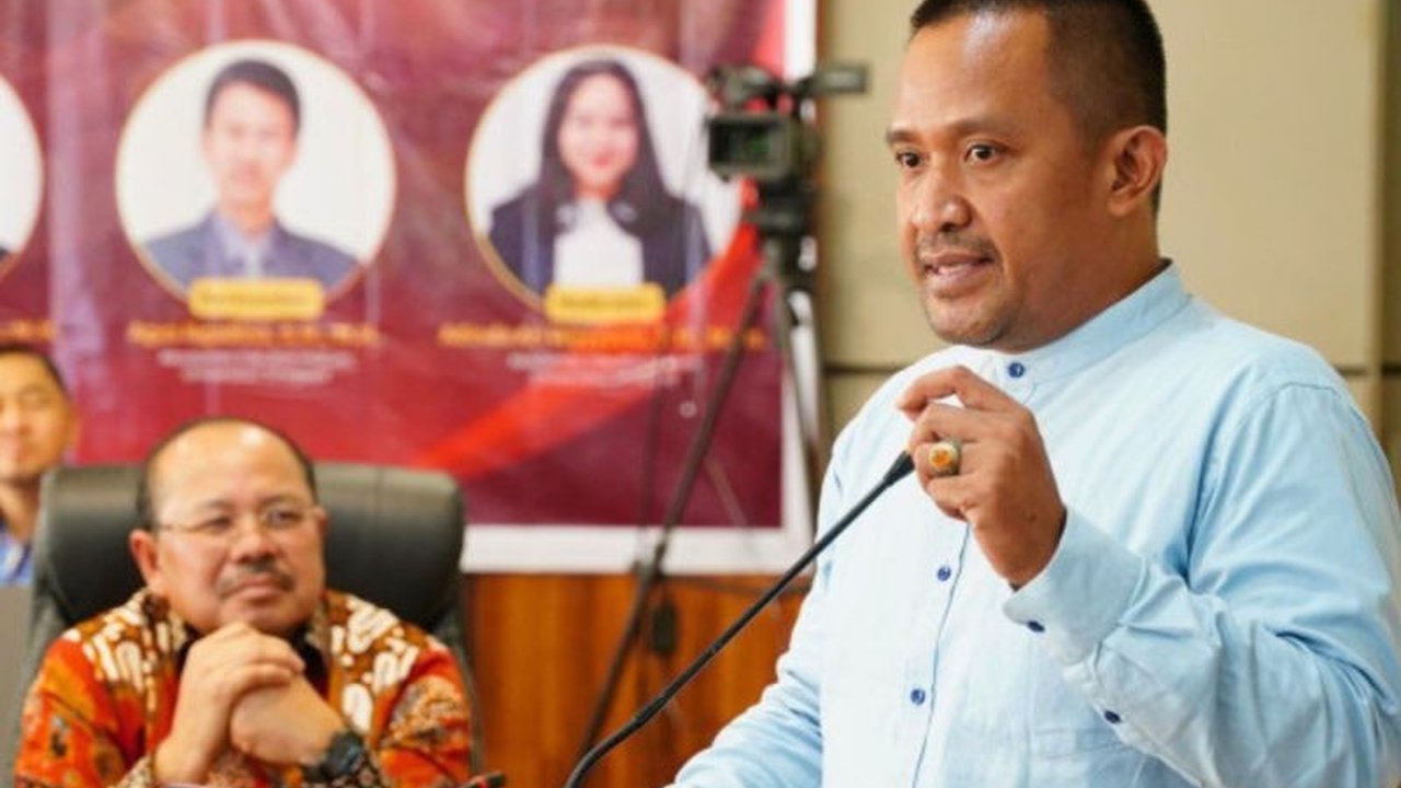 Wakil Ketua Ombudsman RI Rahmadi Indra Tektona tegaskan **penguatan otonomi digital** sebagai strategi masa depan pelayanan publik di Indonesia, demi layanan yang lebih responsif, transparan, dan inklusif.
