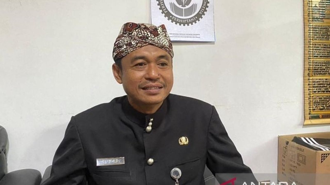 Pemerintah Kabupaten Batang telah menuntaskan Distribusi Bantuan Pangan Batang di 12 kecamatan. Tiga kecamatan tersisa akan segera rampung, menyasar 104.140 keluarga penerima manfaat.