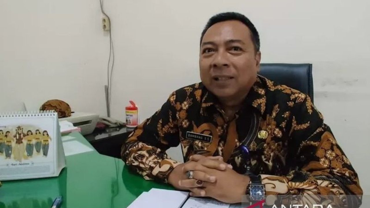 Pemerintah Kabupaten Batang berkomitmen penuh menjaga transparansi Seleksi Penerimaan Murid Baru (SPMB) 2026 untuk jenjang SD dan SMP dengan sistem digital, memudahkan orang tua mendaftar dari rumah.