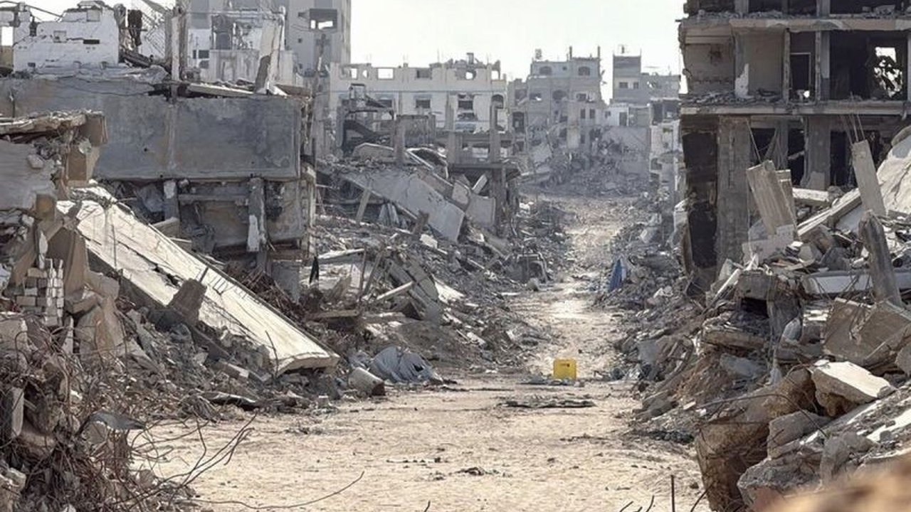 Kelompok Hamas mendesak Dewan Perdamaian (BoP) untuk bersikap tegas mengecam rencana Israel memperluas kendali atas Jalur Gaza, sebuah langkah yang dianggap melanggar kesepakatan gencatan senjata.