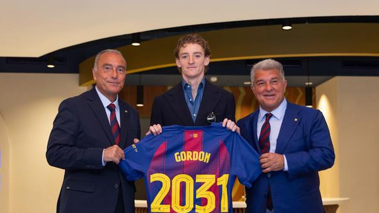 Barcelona merampungkan transfer winger Timnas Inggris, Anthony Gordon, dari Newcastle United. (Doc Barcelona)