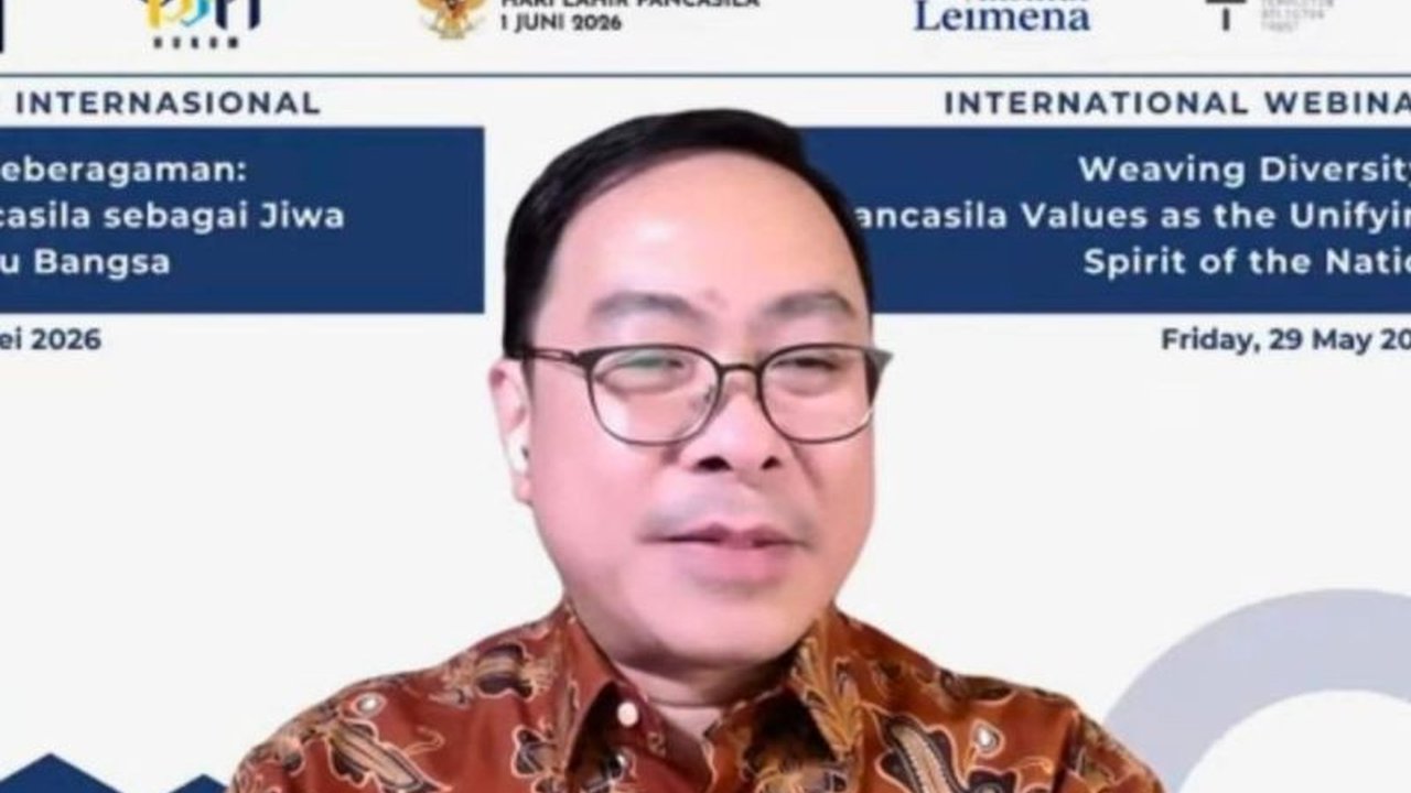 Institut Leimena menyoroti Pancasila sebagai fondasi bangsa yang menegaskan nilai universal, krusial di tengah meningkatnya sentimen xenophobia global. Pancasila relevan bagi dunia dan perekat bangsa.