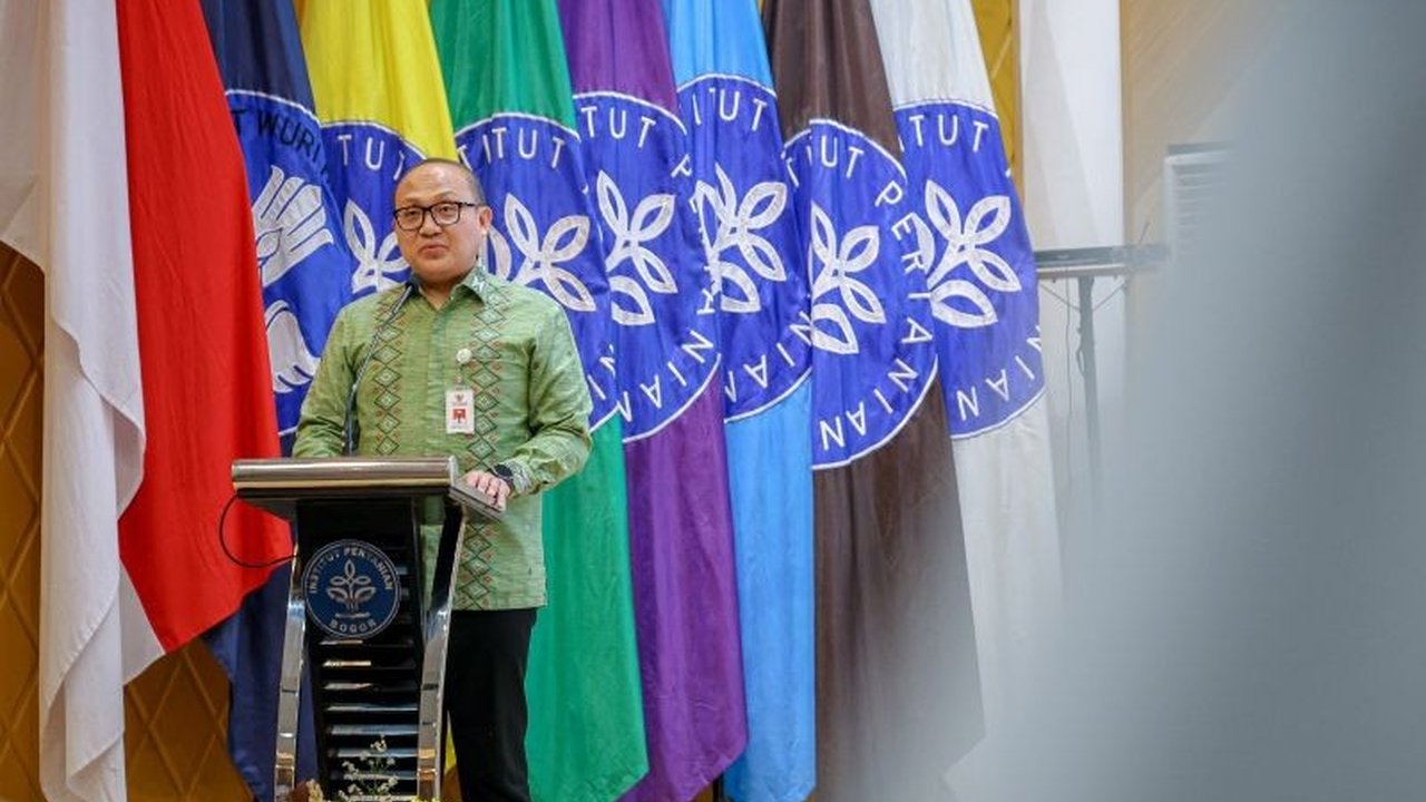 Bappenas menegaskan transformasi menuju ekonomi hijau bukan lagi pilihan, melainkan kebutuhan strategis Indonesia untuk memastikan pertumbuhan ekonomi berkelanjutan dan perlindungan lingkungan di tengah ancaman perubahan iklim.