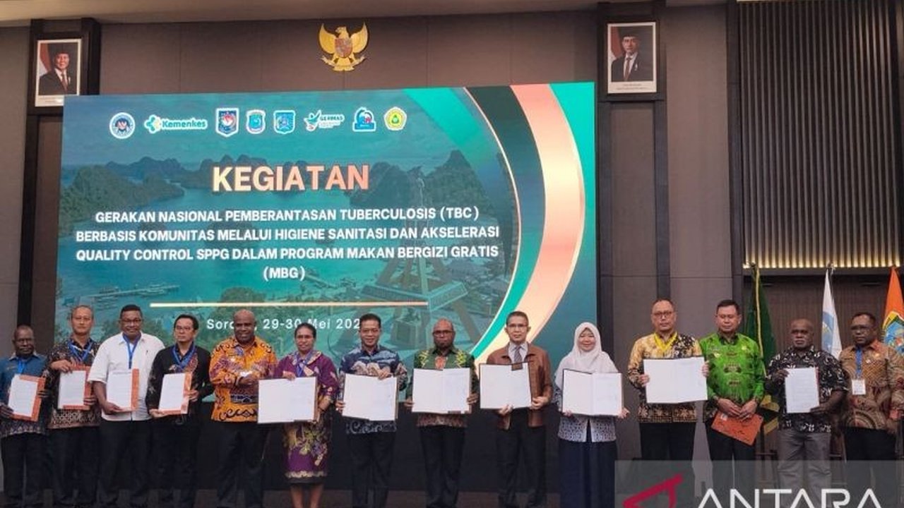 Para kepala daerah di Tanah Papua bersatu dalam Deklarasi Sorong, berkomitmen untuk **percepatan eliminasi TBC** melalui pendekatan sanitasi berbasis komunitas dan penguatan kesehatan lingkungan.