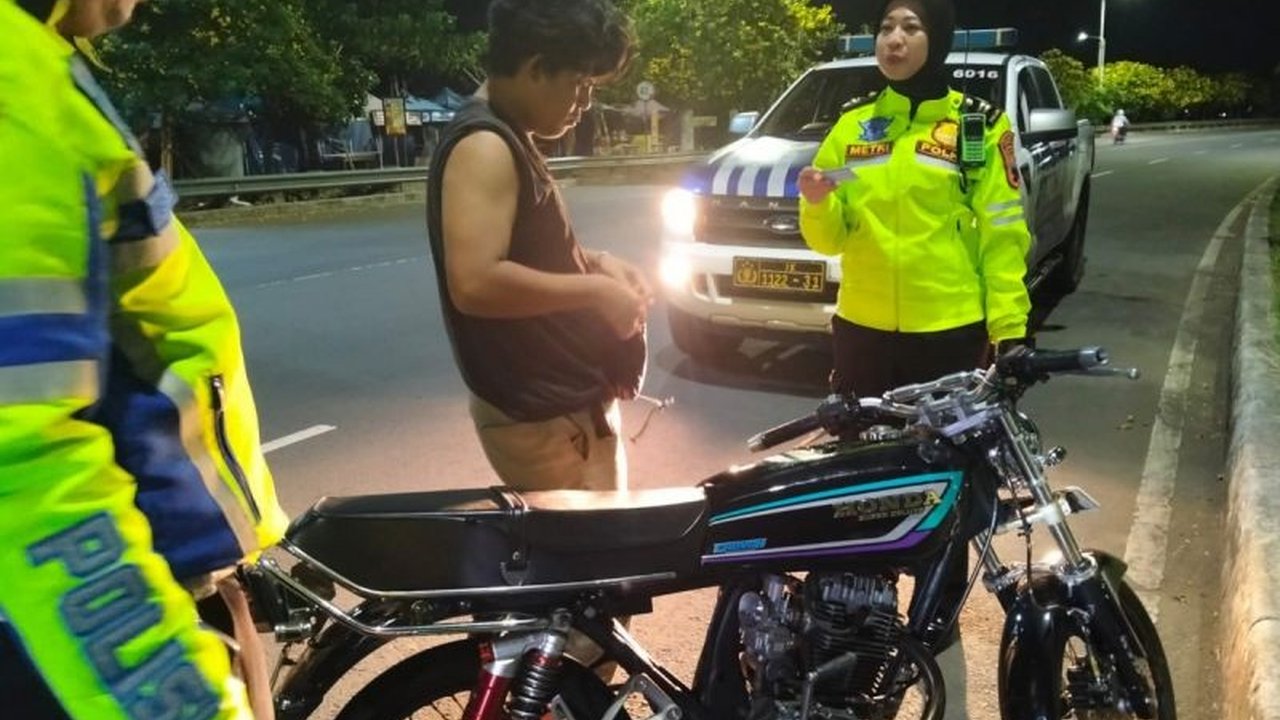 Polresta Banyumas intensifkan Patroli Balap Liar di wilayahnya, menyasar lokasi rawan guna menekan aksi meresahkan dan menjaga keamanan serta ketertiban lalu lintas.