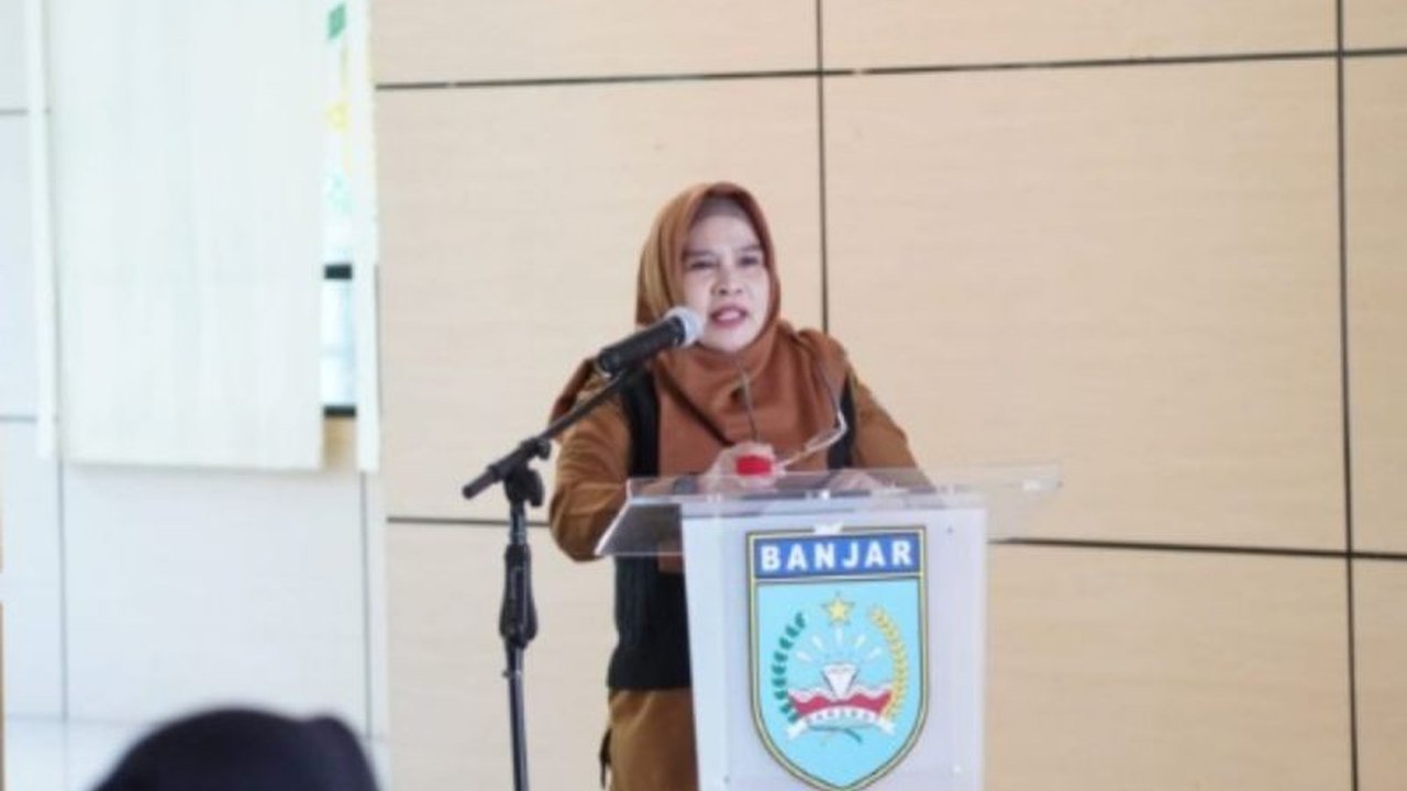 Pemerintah Kabupaten Banjar berkomitmen mempercepat replikasi program Kabupaten Layak Anak (KLA) hingga tingkat desa. Langkah ini bertujuan memperkuat sistem perlindungan anak dan menekan kasus perkawinan anak di daerah.