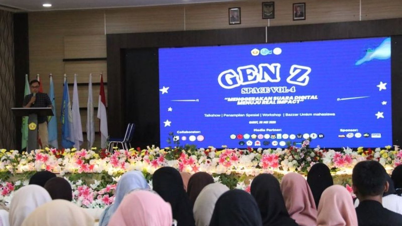 Diskominfo Kabupaten Garut aktif mendorong peningkatan Literasi Digital Mahasiswa Garut melalui program edukatif, membekali mereka agar siap menghadapi tantangan dan peluang di era digital.