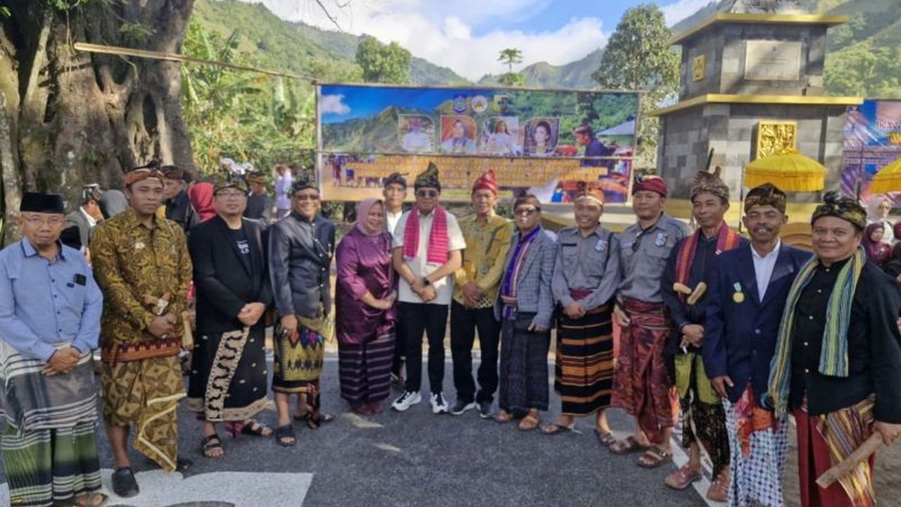 Program Desa Berdaya Tematik Pemprov NTB gelontorkan Rp300 juta per desa, perkuat ketahanan pangan, dorong ekonomi lokal, dan pemberdayaan masyarakat.