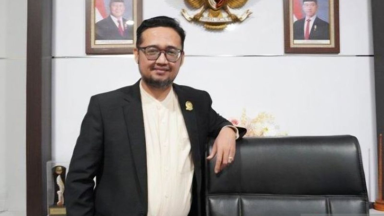 Pemangkasan dana transfer pusat sebesar Rp649 miliar di Kabupaten Bekasi berpotensi mengancam TPP ASN dan program prioritas daerah. Bagaimana strategi Pemkab Bekasi mengatasi tantangan ini?