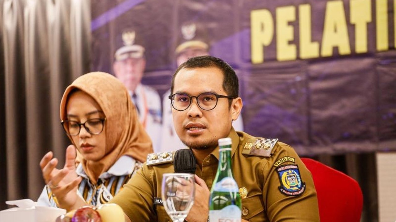 Wakil Wali Kota Tangerang Selatan menyoroti banyaknya PJU Tangerang Selatan di jalan provinsi dan nasional yang tidak menyala, berpotensi memicu kecelakaan dan kriminalitas.