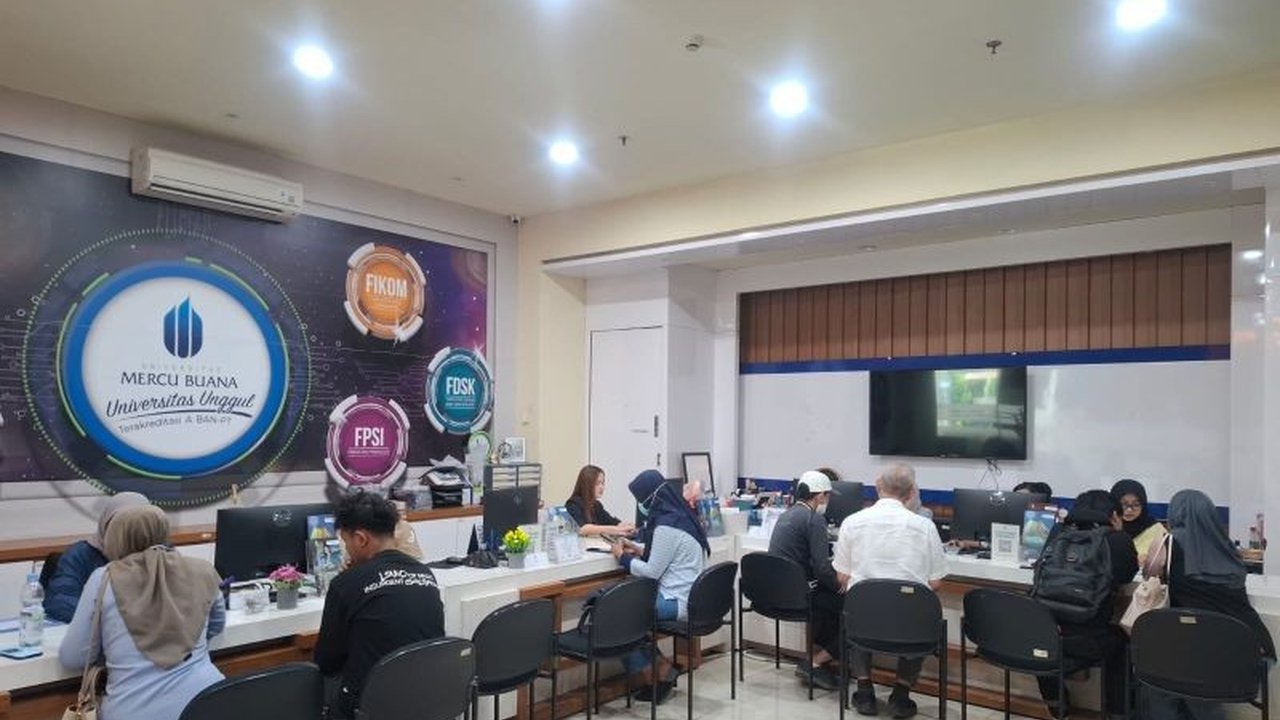 Universitas Mercu Buana (UMB) membuka peluang emas bagi calon mahasiswa melalui program Beasiswa SNBT 2026, menawarkan potongan biaya hingga beasiswa penuh untuk menjamin pendidikan berkualitas bagi generasi muda.