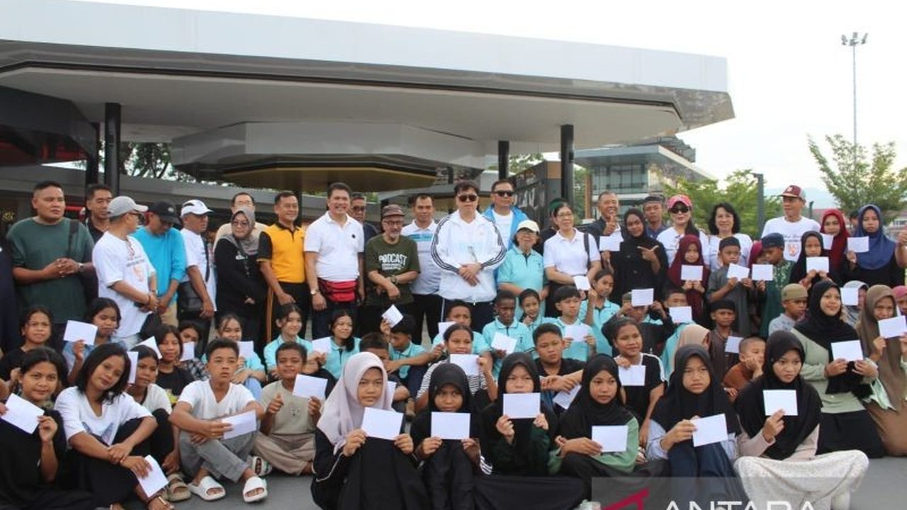 FKUB dan Bamag Sulteng berkolaborasi membagikan 10 ribu makanan siap saji untuk panti asuhan dan warga prasejahtera di Palu, sebuah langkah nyata dalam meningkatkan nilai inklusivitas dan memperkuat toleransi beragama.