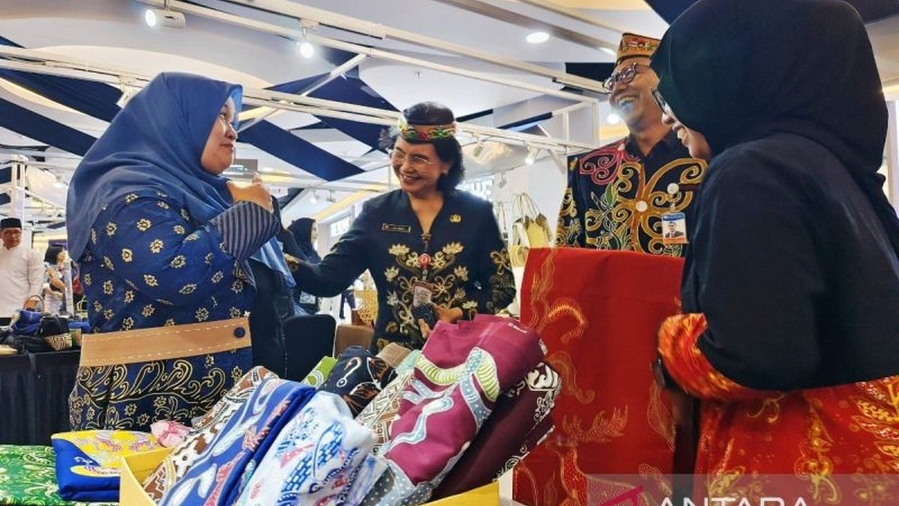 Bank Indonesia bersama pemerintah daerah Kalimantan Tengah bersinergi dalam berbagai program untuk membantu UMKM Kalteng naik kelas, memperluas akses pasar, dan mendorong digitalisasi, demi penguatan ekonomi lokal.