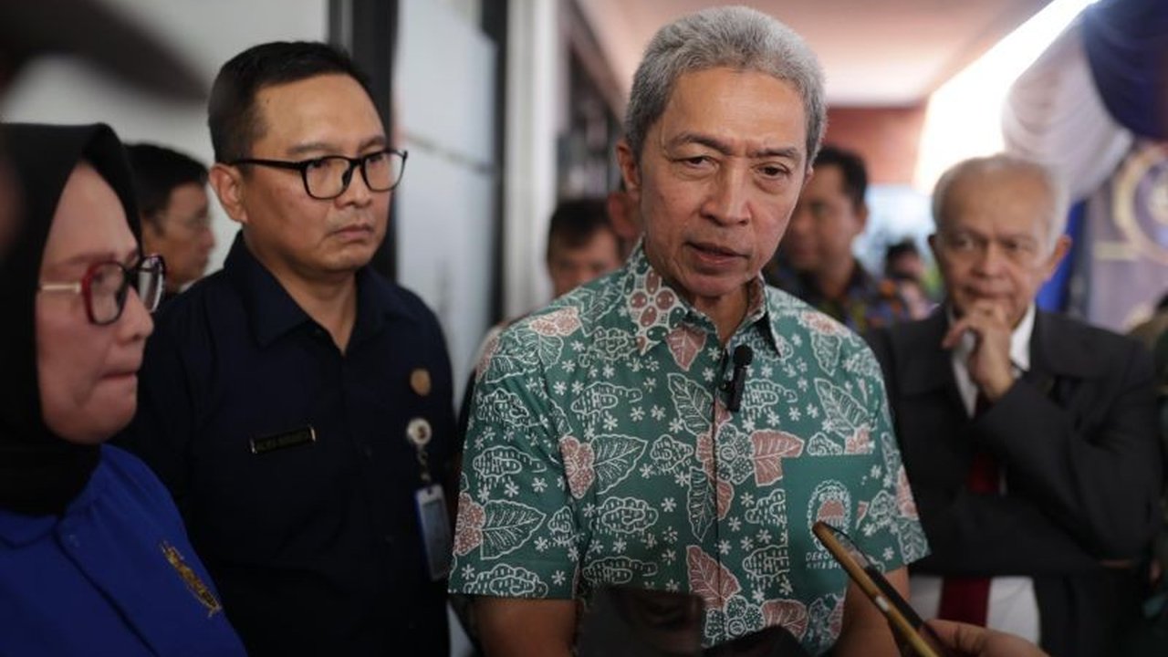 Penyelesaian Sengketa Bale Badami di Kota Bogor berhasil menuntaskan delapan kasus melalui musyawarah dan keadilan restoratif, menunjukkan efektivitas pendekatan non-litigasi dan membuka jalan bagi solusi hukum alternatif.