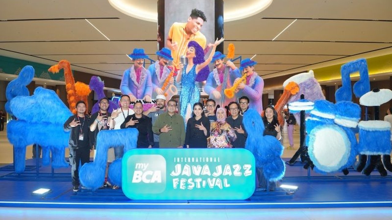 International Java Jazz Festival 2026 menjadi sorotan utama Menparekraf Teuku Riefky Harsya sebagai platform vital bagi musisi dan pelaku ekonomi kreatif nasional untuk berkembang dan menjangkau pasar lebih luas.