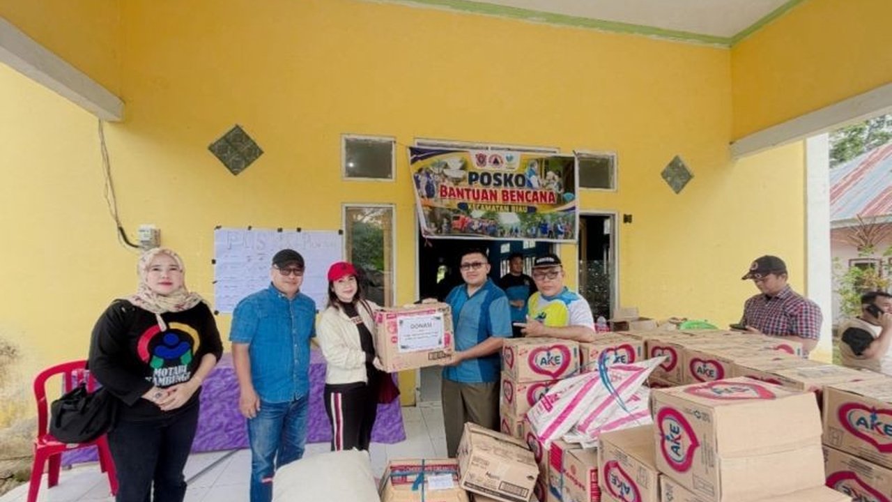 DPRD Gorontalo Utara menyalurkan Bantuan Banjir Gorontalo Utara kepada ribuan warga terdampak di Kecamatan Biau, menunjukkan kepedulian dan harapan pemulihan pascabencana.