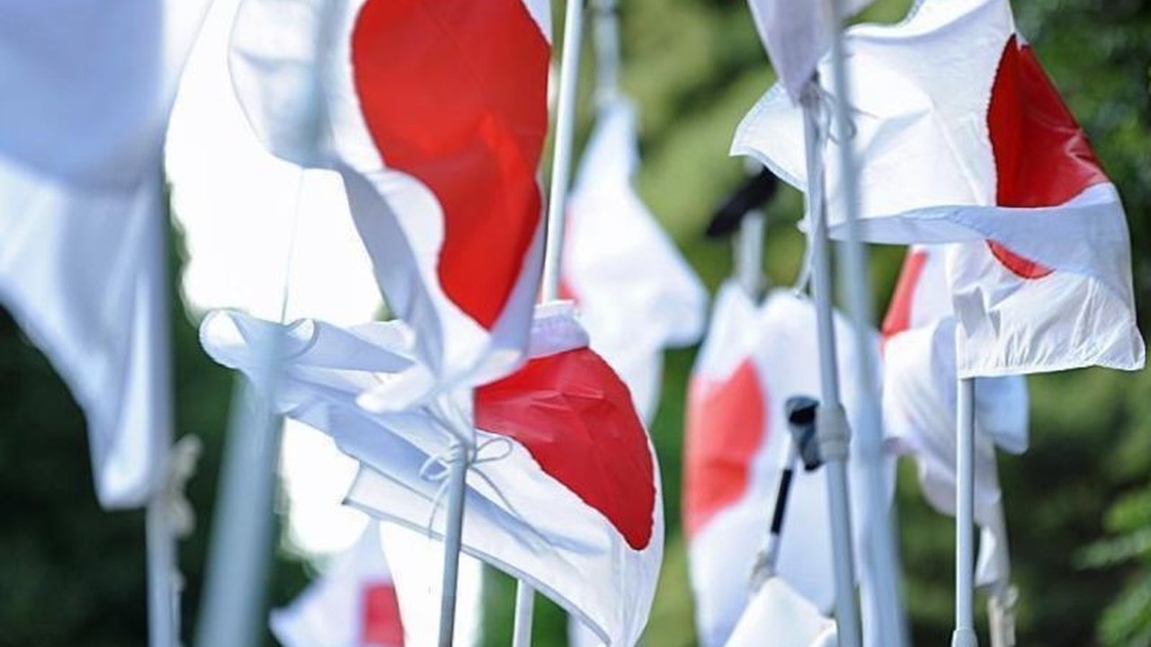 Survei Kabinet Jepang mengungkap mayoritas perusahaan belum perkuat **ketahanan rantai pasok Jepang**, berpotensi mengancam stabilitas ekonomi di tengah gejolak global dan bencana alam.