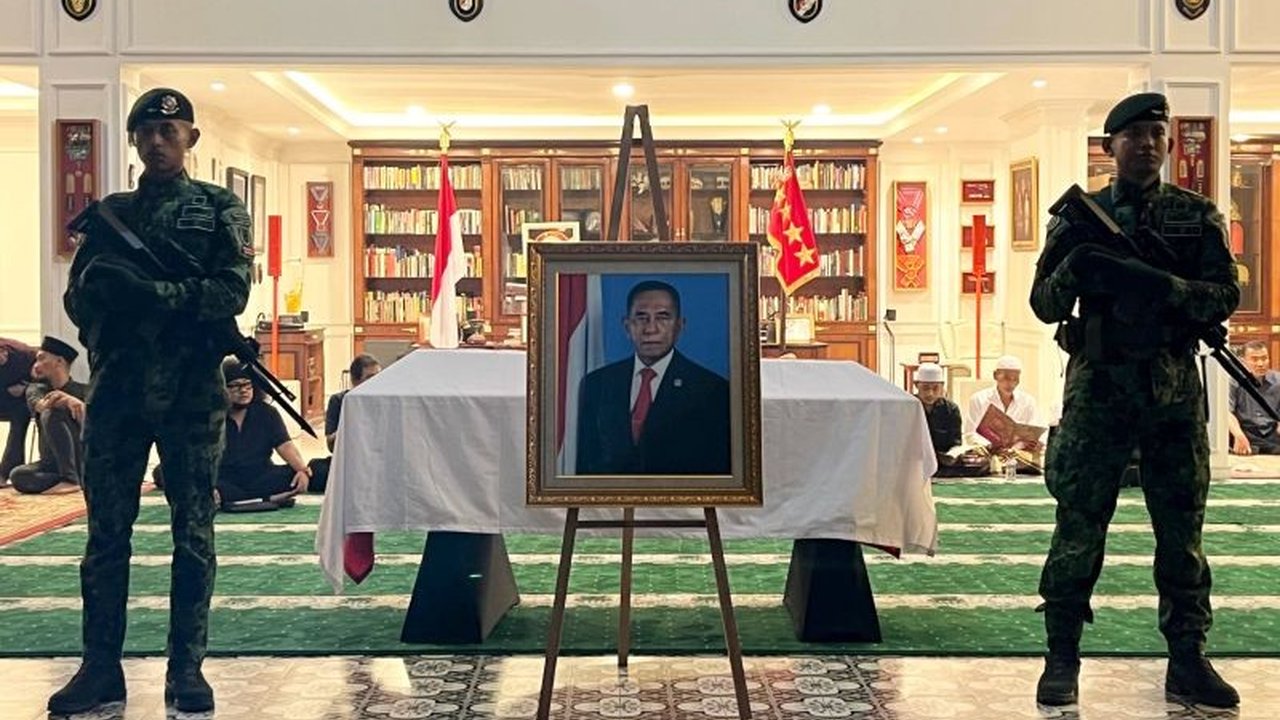 Presiden ke-5 RI Megawati Soekarnoputri menyampaikan duka cita mendalam atas wafatnya Ryamizard Ryacudu, mantan Menhan yang dikenal sebagai prajurit berdedikasi tinggi dan patriot sejati.