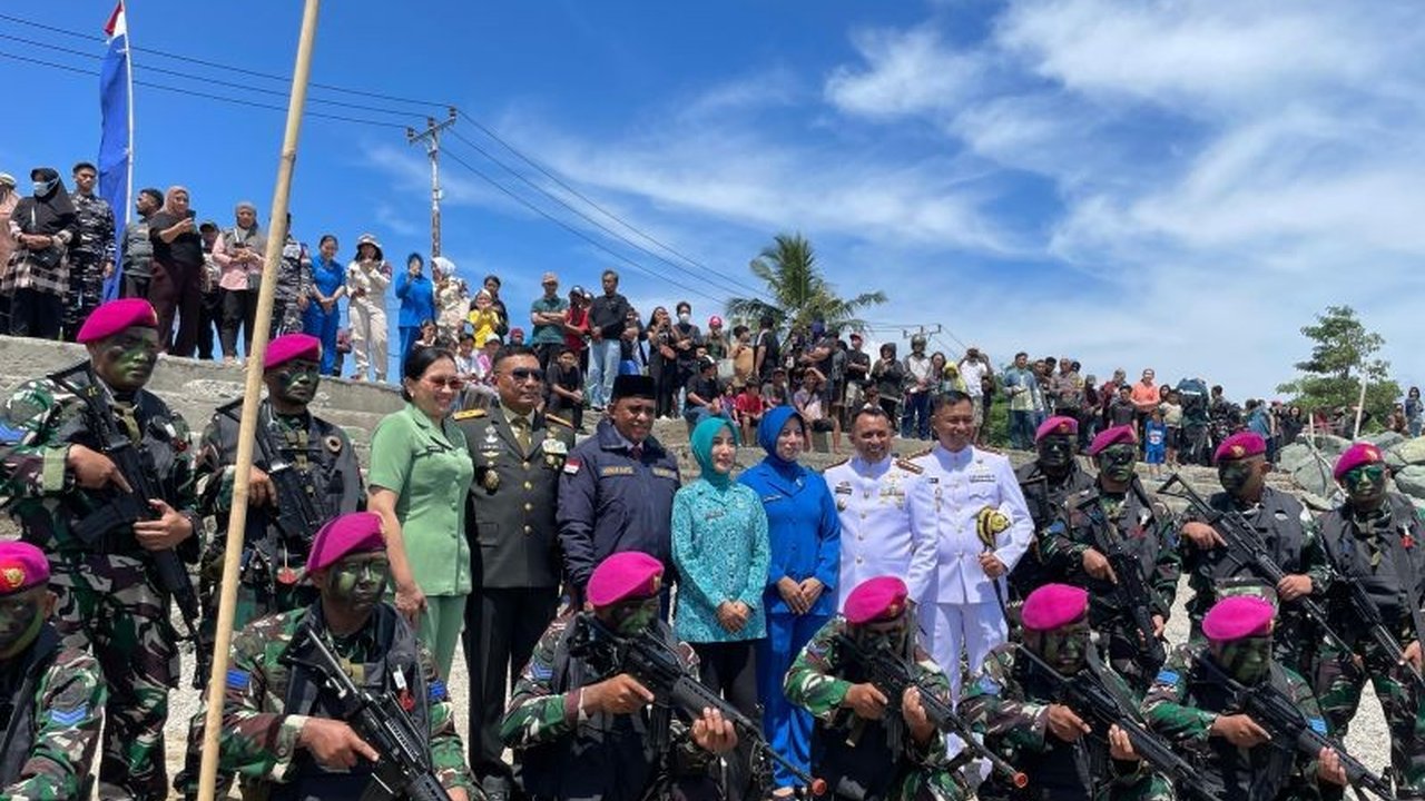 Pemerintah Provinsi Sulawesi Tengah menyambut baik Operasi Trisila TNI AL Tahap II 2026, sebuah inisiatif krusial untuk memperkuat keamanan maritim di Selat Makassar yang strategis, sekaligus meningkatkan sinergi daerah.