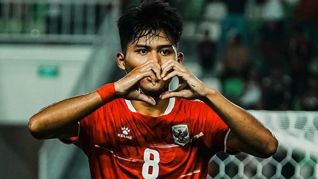 Striker timnas Indonesia Arkhan Kaka merayakan gol ke gawang Myanmar pada laga Grup A Piala AFF U-19 2026 di Stadion Utama Sumatera Utara, Senin (1/6/2026). (X Timnas Indonesia)