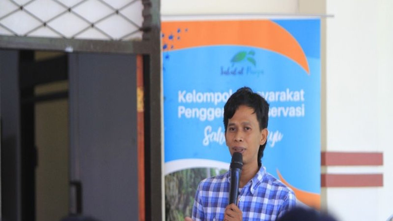 Kompak Sahabat Penyu Polewali Mandar menggelar pelatihan inovatif di Desa Nepo, mengedukasi masyarakat tentang Pemanfaatan Mangrove Polewali Mandar untuk kemandirian ekonomi pesisir dan mendukung agenda iklim nasional.