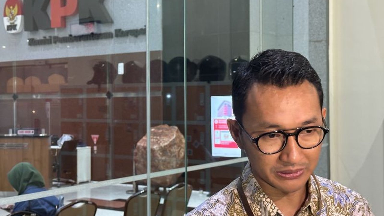 Komisi Pemberantasan Korupsi (KPK) terus mendalami dugaan penyimpangan Penerimaan Negara Bukan Pajak (PNBP) produksi pertambangan di Kutai Kartanegara, Kalimantan Timur, yang terkait dengan kasus gratifikasi mantan Bupati Rita Widyasari.