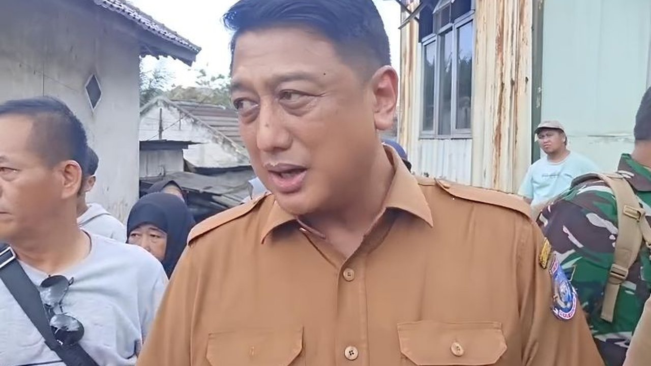 Pemerintah Kota Tangerang Selatan mengalokasikan dana sebesar Rp51,5 miliar untuk pembayaran gaji ke-13 ASN Tangsel dan pensiunan, siap dicairkan bagi belasan ribu penerima.