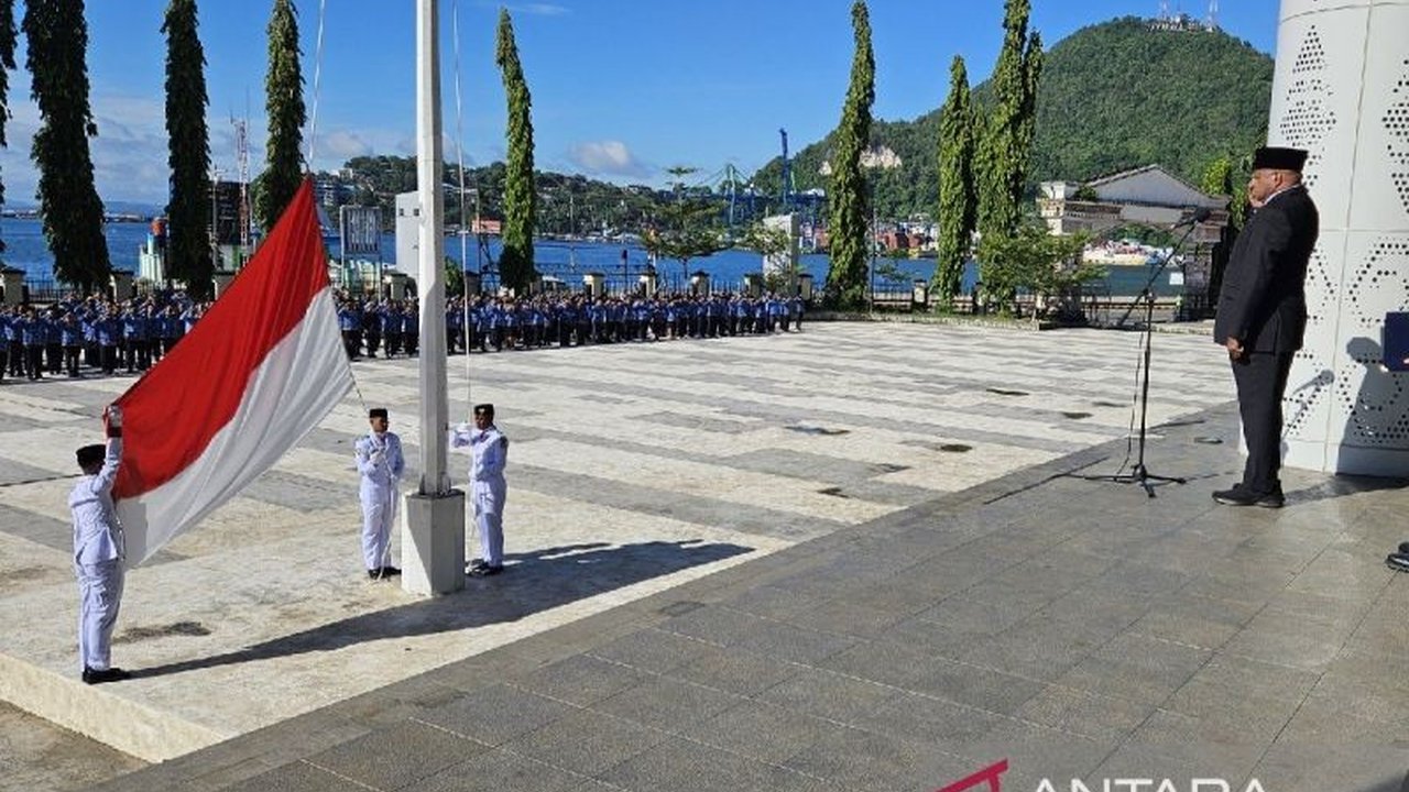 Gubernur Papua Mathius D Fakhiri menegaskan pentingnya implementasi keadilan di Papua secara merata. Ia meminta kepala daerah memastikan pembangunan menyentuh seluruh lapisan masyarakat hingga ke daerah terpencil, membangkitkan rasa penasaran.