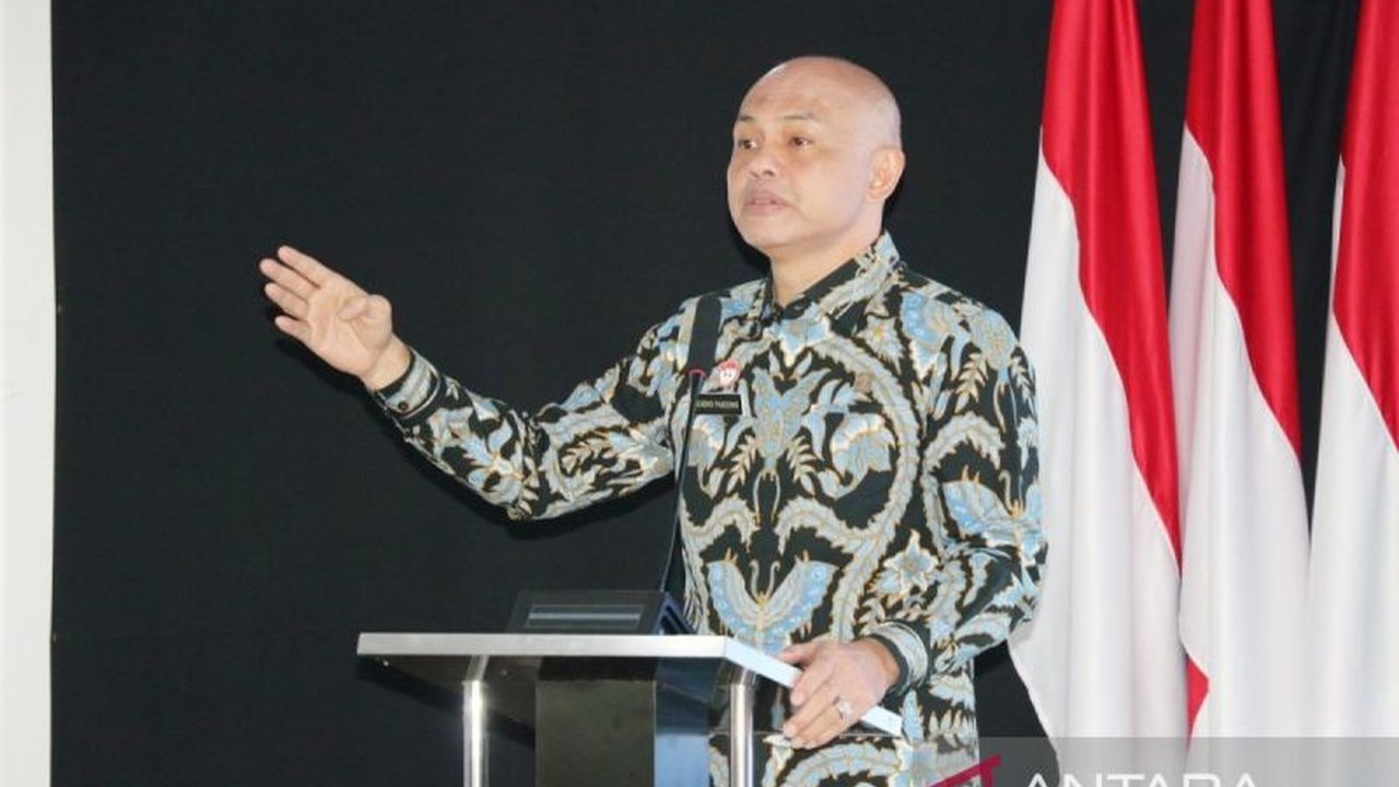 Irjen Kemenkum RI Komjen Pol Hendro Pandowo menyoroti pentingnya disiplin dan keteladanan aparatur demi integritas serta pelayanan publik yang prima. Simak penekanan penting ini untuk menjaga kualitas kinerja Kemenkum.