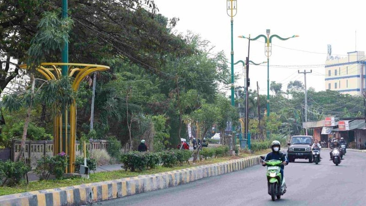 Pemerintah Kabupaten Bekasi memprioritaskan penataan Ruas Kalimalang tahun 2026 untuk meningkatkan infrastruktur jalan dan kenyamanan pengguna. Simak detail tiga titik fokusnya!