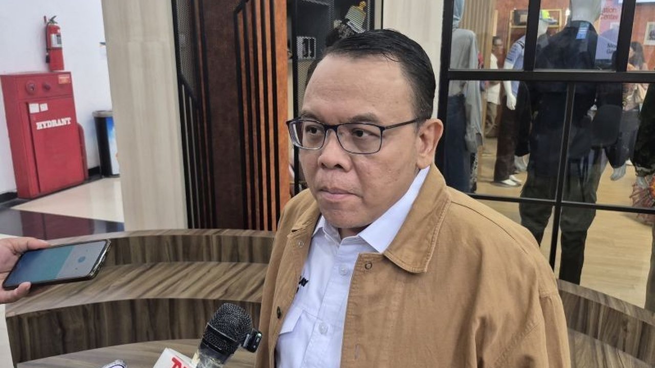 Ketua Komisi VII DPR RI menilai kegiatan Nobar Piala Dunia 2026 bukan sekadar hiburan, melainkan peluang besar untuk menggerakkan ekonomi rakyat serta mempererat kebersamaan di berbagai daerah.