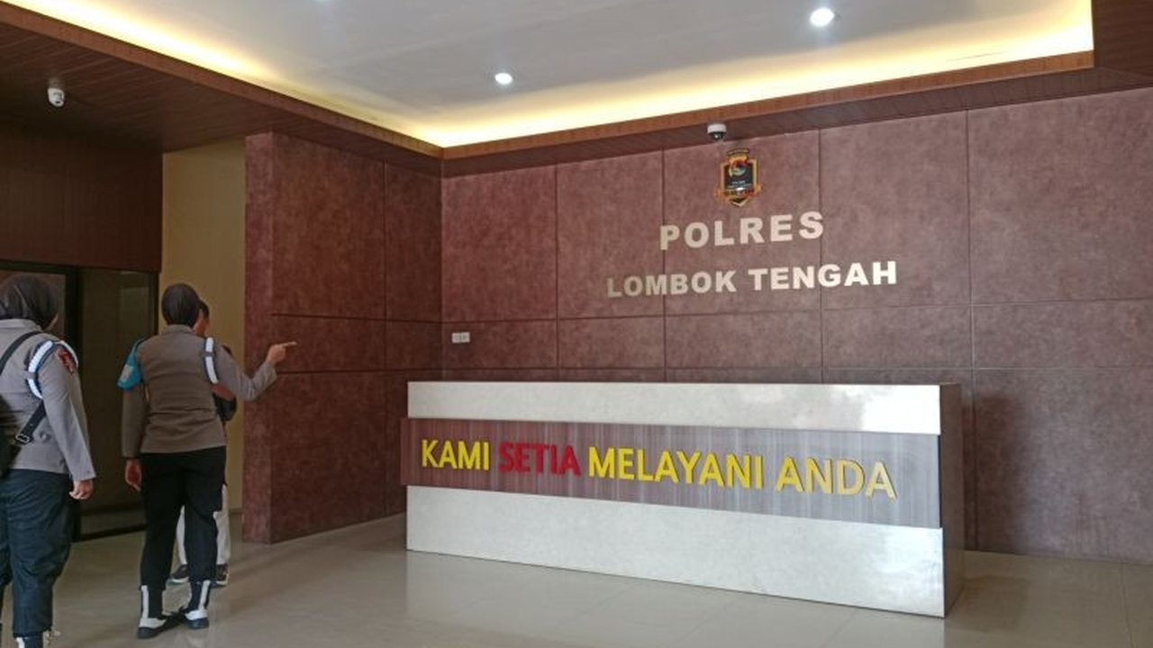 Polres Lombok Tengah tengah mengusut tuntas dua kasus kekerasan santri yang terjadi di lingkungan pondok pesantren, termasuk satu kasus yang menyebabkan korban meninggal dunia. Simak detailnya.
