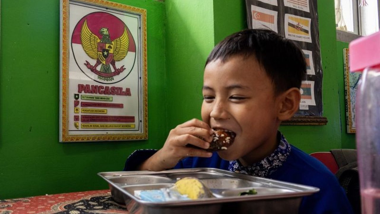 Anggota DPR RI Andre Rosiade menegaskan Kabupaten Kepulauan Mentawai menjadi prioritas pembangunan Satuan Pelayanan Pemenuhan Gizi (SPPG) di daerah 3T untuk Program Makan Bergizi Gratis, didukung penuh oleh pemerintah.