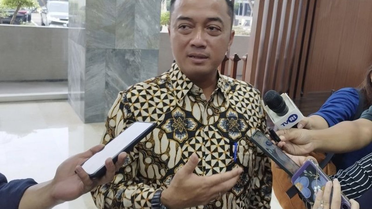 Mensesneg Prasetyo Hadi tegaskan pencegahan korupsi pemerintah harus dari pejabat. Ini sejalan komitmen Presiden Prabowo, menyusul terungkapnya kasus korupsi wakil menteri dan mantan pejabat Badan Gizi Nasional.