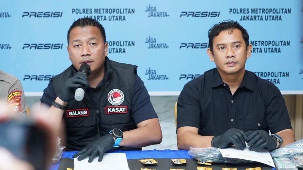 Satresnarkoba Polres Metro Jakarta Utara buru pemasok utama narkotika etomidate di tempat hiburan malam. Penangkapan Etomidate Jakarta Utara ini mengungkap jaringan peredaran vape ilegal yang telah beroperasi tiga bulan.