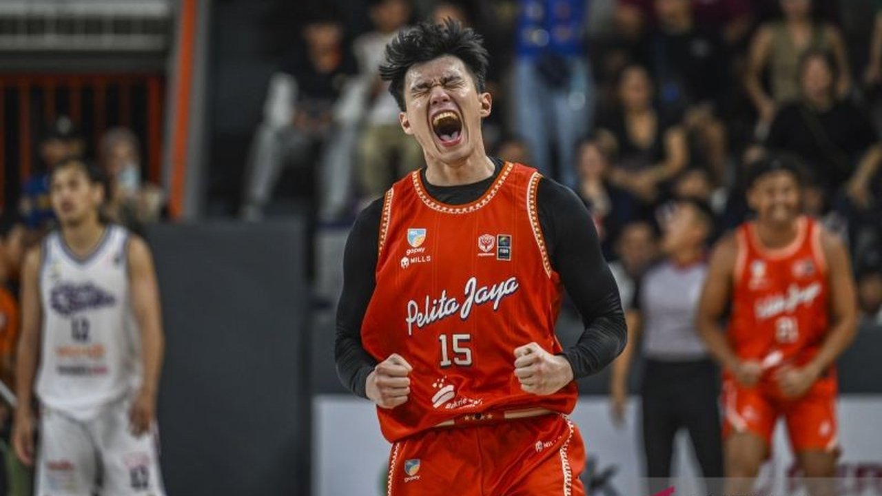 Pelita Jaya Jakarta akan menjamu Dewa United Banten dalam laga pertama Semifinal IBL 2026. Pertarungan Pelita Jaya vs Dewa United ini diprediksi sengit, dengan Pelita Jaya bermodal juara reguler dan Dewa United datang dengan tren kemenangan beruntun, siap