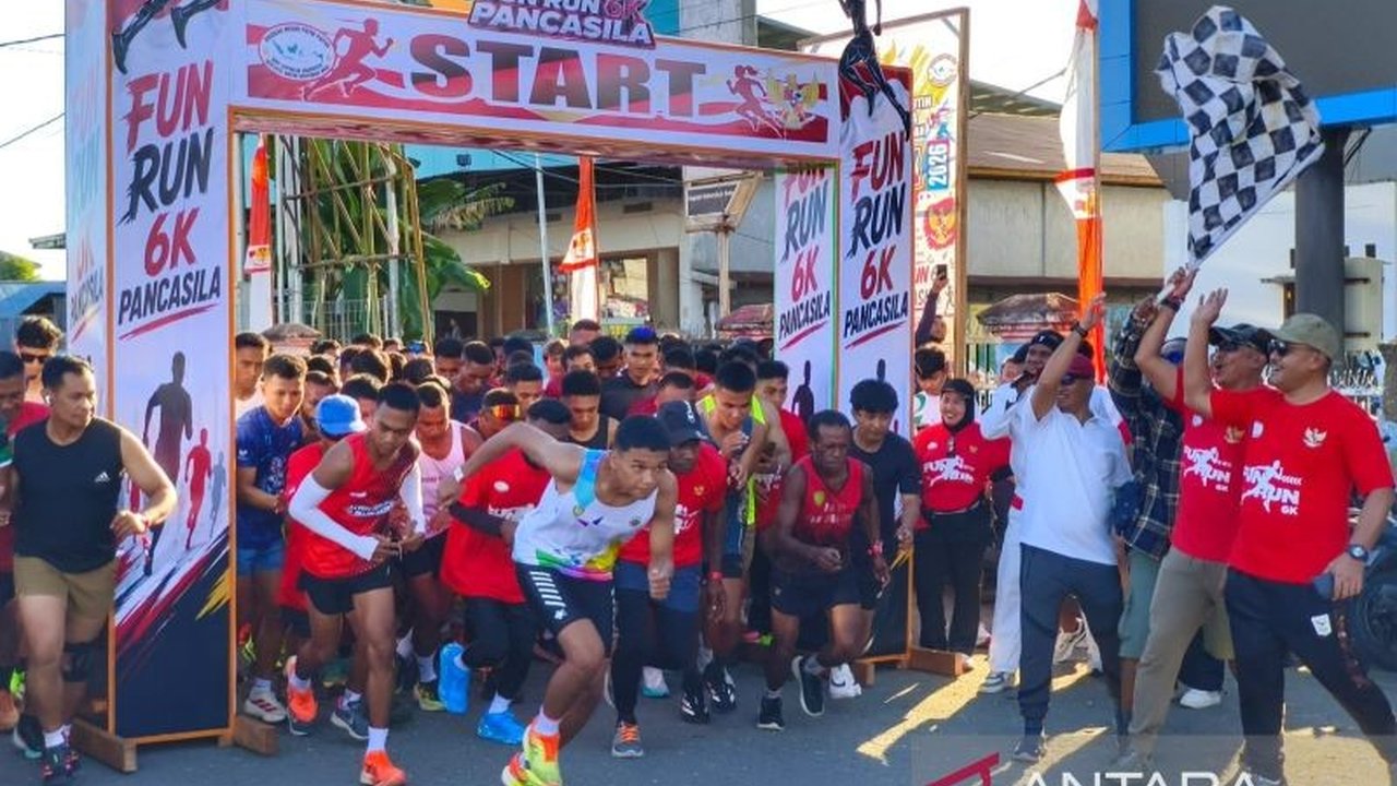 Pemerintah Provinsi Papua Tengah sukses menggelar Fun Run Pancasila 6K di Nabire, menggaungkan nilai-nilai luhur Pancasila sekaligus memperkuat persatuan dan semangat kebangsaan di tengah masyarakat.
