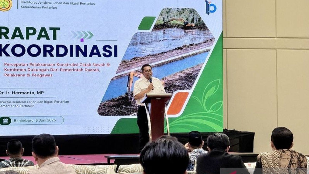 Kementerian Pertanian memperkuat tata kelola program Cetak Sawah di Kalimantan melalui workshop dan koordinasi. Langkah ini penting untuk mempercepat swasembada pangan nasional dan membuka sentra pertanian baru.