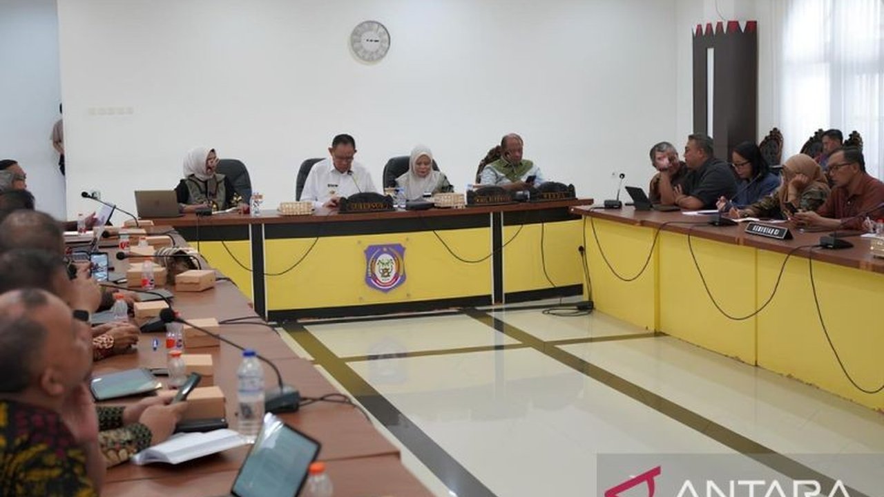 Persiapan Penas KTNA XVII Gorontalo telah mencapai 75 persen, menunjukkan kesiapan tuan rumah menyambut ribuan peserta dari seluruh Indonesia. Agenda nasional ini siap menggerakkan ekonomi lokal dan memperkenalkan potensi daerah.