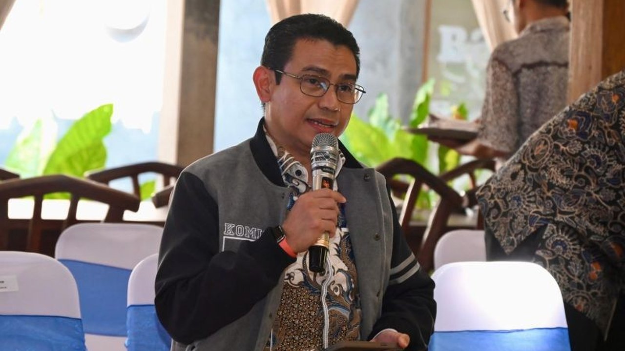 Anggota DPR RI mendorong eksplorasi budaya daerah sebagai kunci penguatan industri film nasional, melihat potensi besar di berbagai wilayah dan pentingnya dukungan kebijakan yang komprehensif.