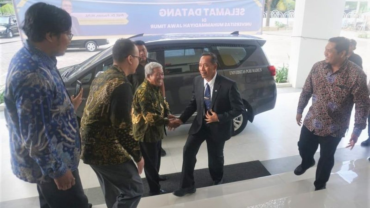 Wakil Menteri Pendidikan Tinggi, Sains, dan Teknologi, Prof. Fauzan, menegaskan pentingnya pembangunan keberlanjutan perguruan tinggi agar relevan dan mampu menjawab kebutuhan masyarakat modern.