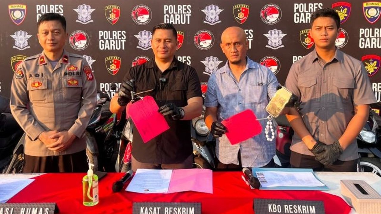 Polres Garut berhasil menyita 17 unit sepeda motor hasil curian dalam pengembangan kasus Operasi Jaran Lodaya 2026. Seorang residivis menjadi tersangka utama.