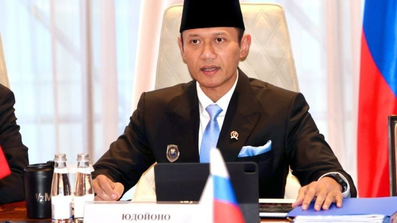 Menteri Koordinator Bidang Infrastruktur dan Pembangunan Kewilayahan (Menko IPK) AHY membuka peluang besar bagi perusahaan Rusia dalam kerja sama perkeretaapian Indonesia Rusia untuk modernisasi transportasi dan konektivitas di Nusantara.